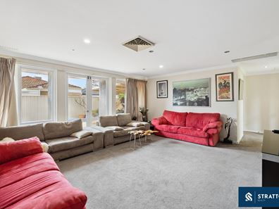 54 Tudor Avenue, Riverton WA 6148