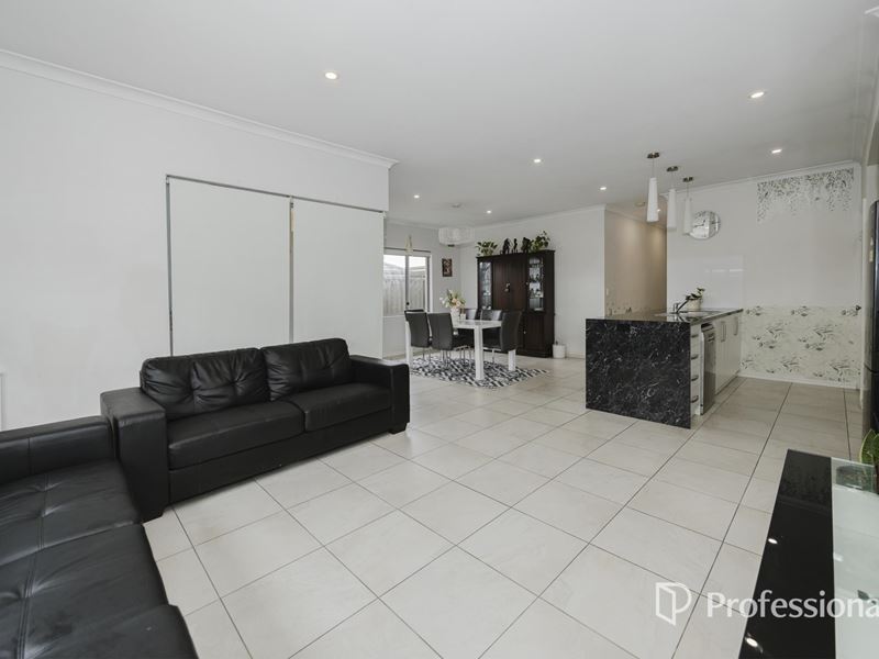 17 Meniscus Street, Aveley