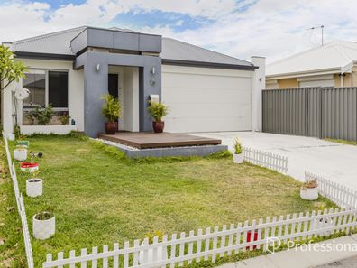 17 Meniscus Street, Aveley WA 6069