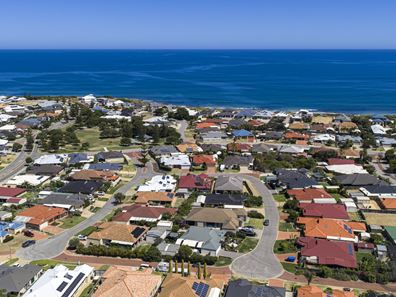 11 Keppel Mews, Halls Head WA 6210