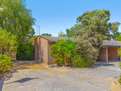 13/88 Church Avenue, Armadale WA 6112