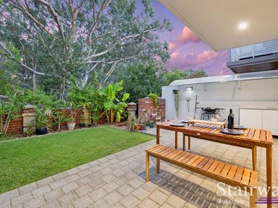 6 Finn Cove, Ascot WA 6104