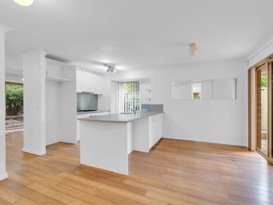 20 Carnegie Loop, Cooloongup WA 6168