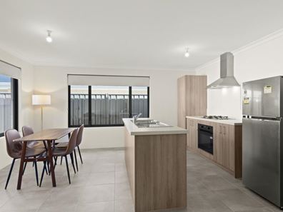 11 Pappinbarra Road, Lakelands WA 6180