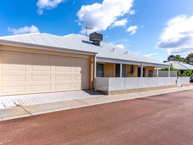 9/70 Rodoreda Crescent, Ravenswood WA 6208