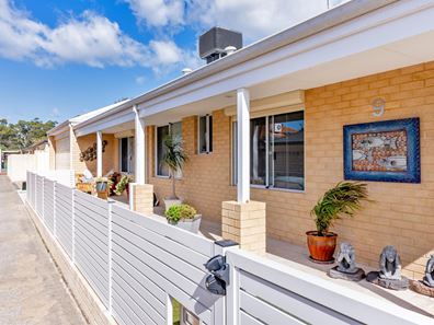 9/70 Rodoreda Crescent, Ravenswood WA 6208