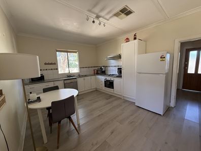 109 Ward Street, Lamington WA 6430