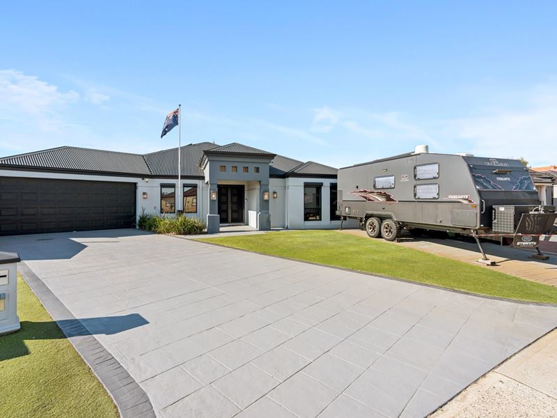 25 Rochford Street, Canning Vale WA 6155