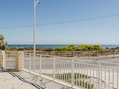 23 Jordan Street, Two Rocks WA 6037
