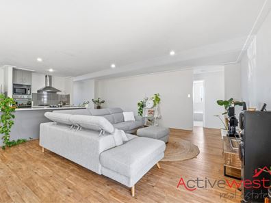 25 Beachcomber Hill, Glenfield WA 6532