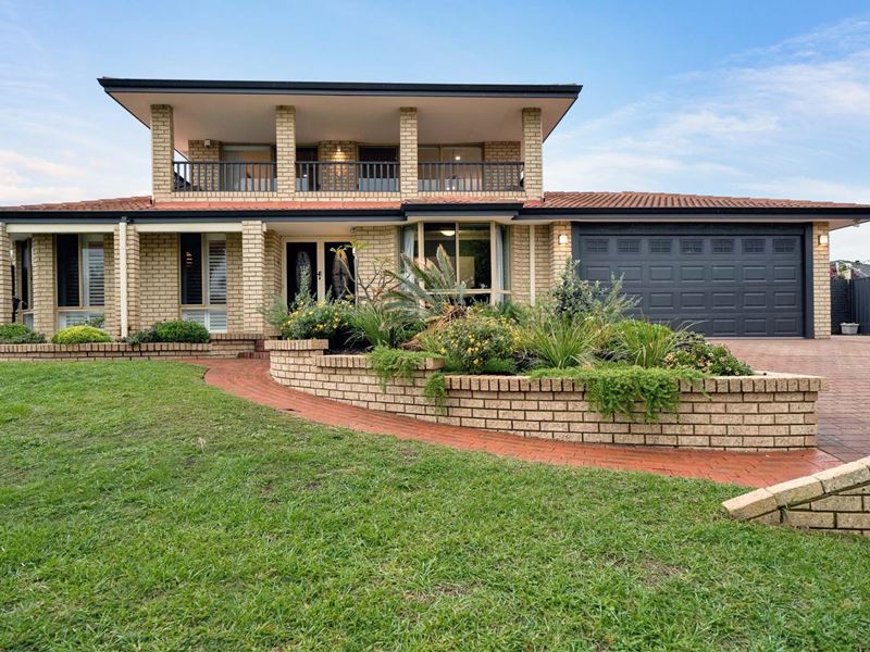 2 Sunbird Place, Ocean Reef WA 6027