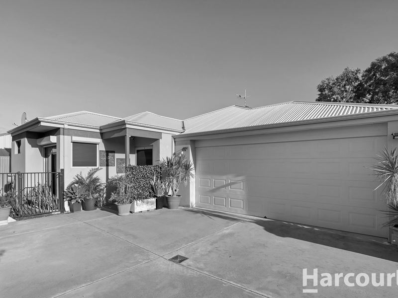 12A Blossom Place, Coodanup WA 6210