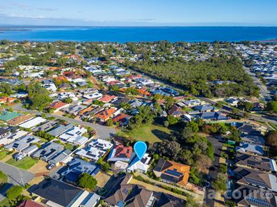 12A Blossom Place, Coodanup WA 6210
