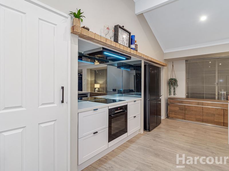 19 Highlander Place, Currambine WA 6028