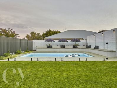 2A Birdwood Road, Melville WA 6156