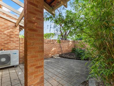 73C Comer Street, Como WA 6152