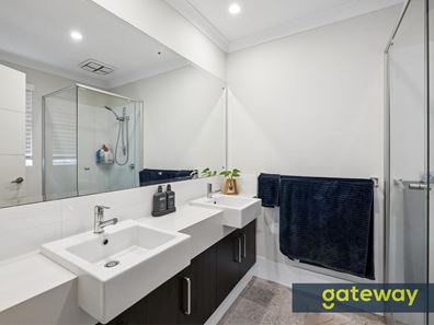 20 Barakee Road, Wandi WA 6167