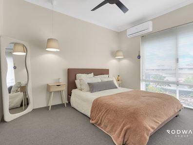 13 Carinata Crescent, Byford WA 6122