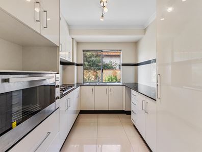 2/14 Seventh Avenue, Maylands WA 6051