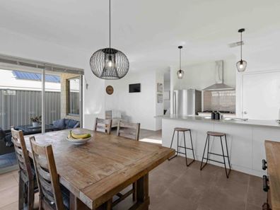 10 Fallow Way, Alkimos WA 6038