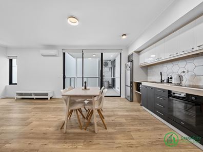 701/14 Cecil Avenue, Cannington WA 6107