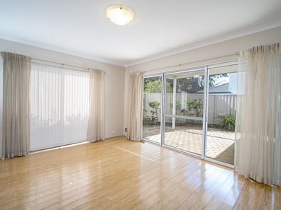 21 Kanowna Avenue, Ascot WA 6104