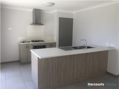 9 Devereux Street, Armadale WA 6112
