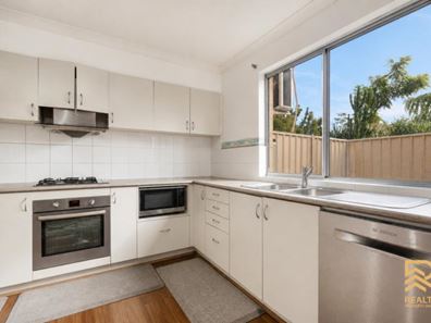 8/18 Gibbs Street, East Cannington WA 6107