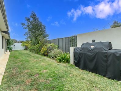 51 Fairweather  Drive, Piara Waters WA 6112