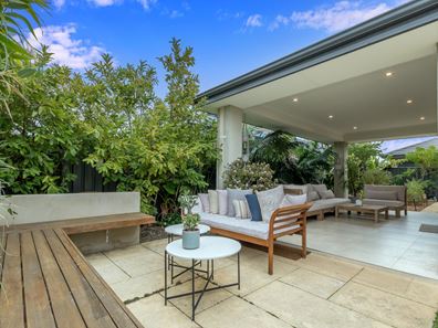 51 Fairweather  Drive, Piara Waters WA 6112