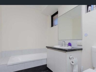 2c Lewes Road, Nollamara WA 6061