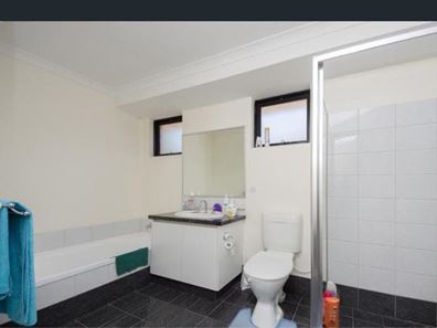 2c Lewes Road, Nollamara WA 6061
