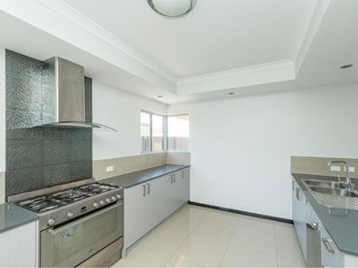 9 Mapleton Drive, Yanchep WA 6035