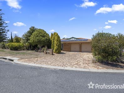 14 Trafalgar Gardens, Marangaroo WA 6064