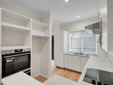 8/7 Beddi Road, Duncraig WA 6023