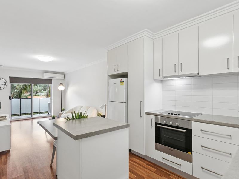8/633 Hay Street, Jolimont WA 6014