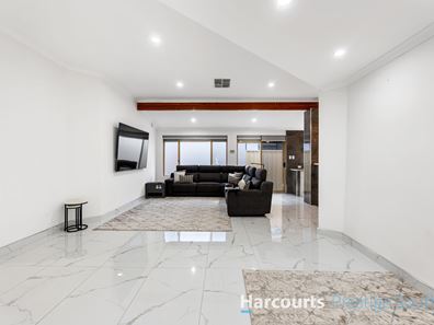 37 Expedition Drive, Thornlie WA 6108