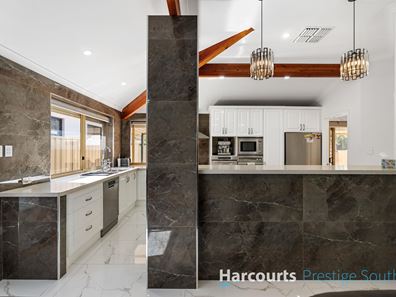 37 Expedition Drive, Thornlie WA 6108