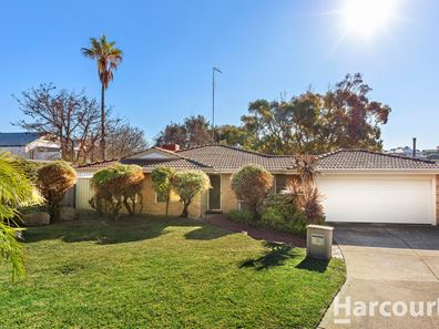 10B Rose Street, Halls Head WA 6210