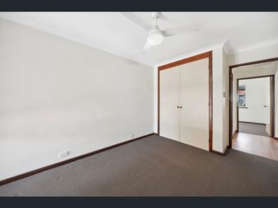 4/3 Netley Place, Armadale WA 6112