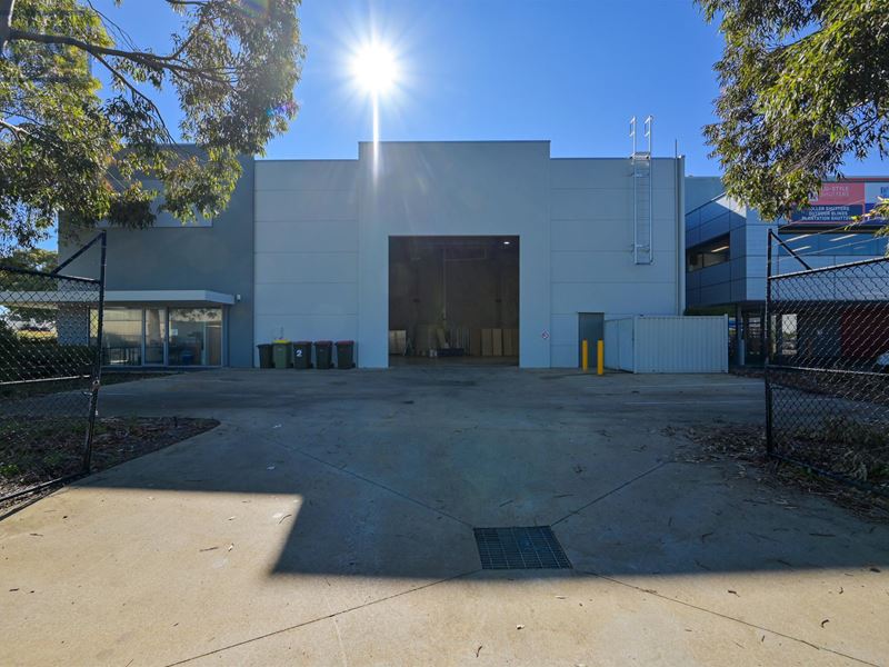 4/1 Whittle Road, Rockingham WA 6168