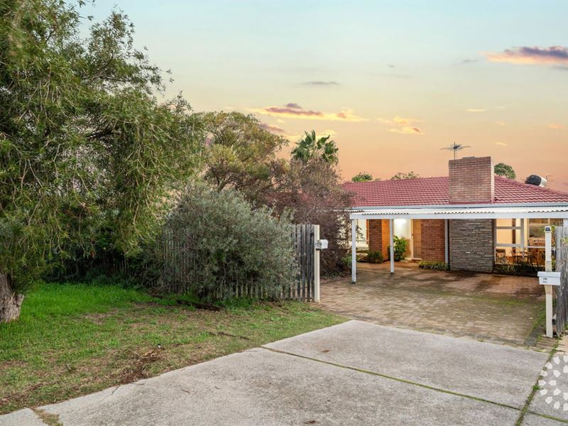11A Greenslade Street, Hamilton Hill WA 6163