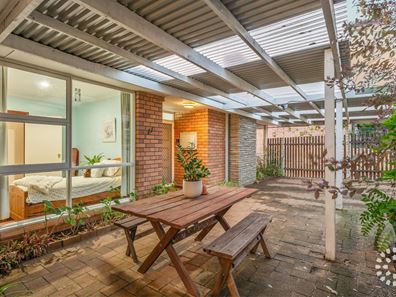 11A Greenslade Street, Hamilton Hill WA 6163