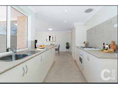2/22 Brookes Way, Calista WA 6167
