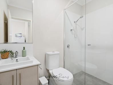 Room/6  136 Broadway, Bayswater WA 6053