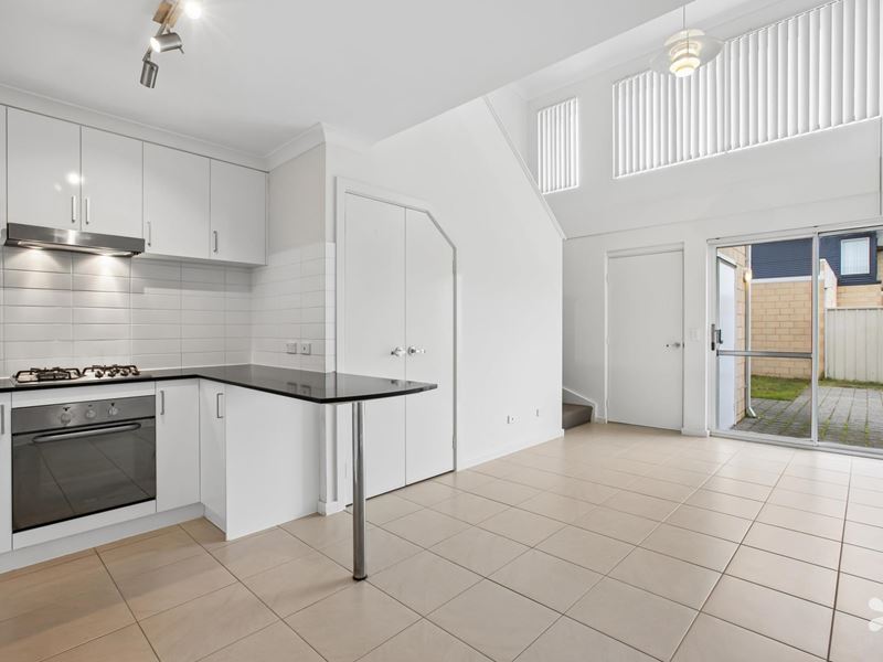 1/7 George Street, Rockingham