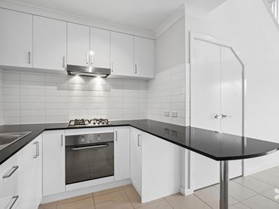 1/7 George Street, Rockingham WA 6168