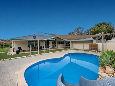 3 Santa Monica Parade, Iluka WA 6028