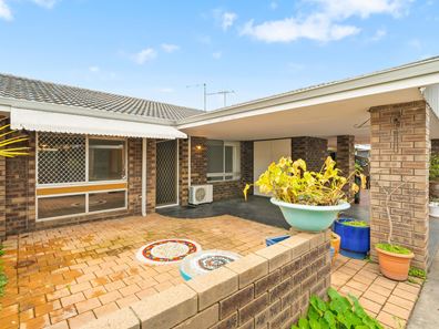 4/6 Merope Close, Rockingham WA 6168