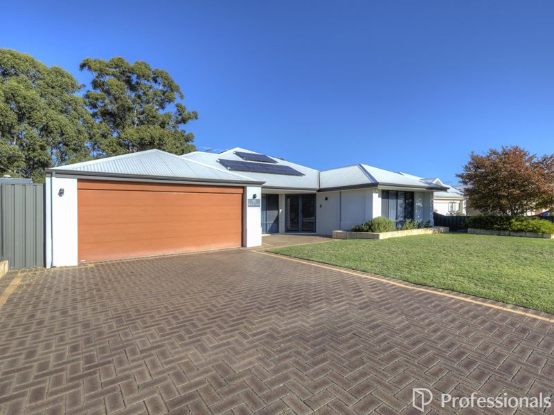 13 Seville Road, Forrestfield WA 6058